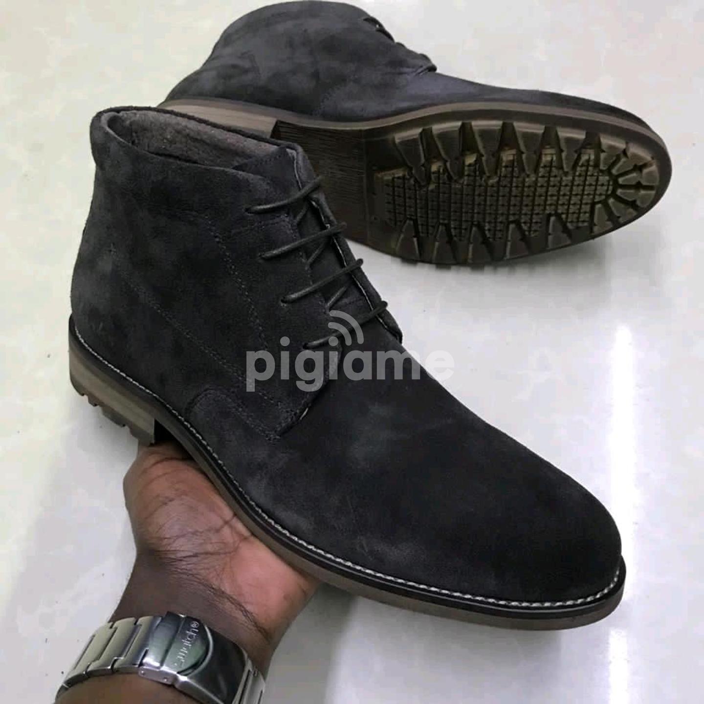 Fashion Designer Black Leather Boots in Nairobi CBD PigiaMe