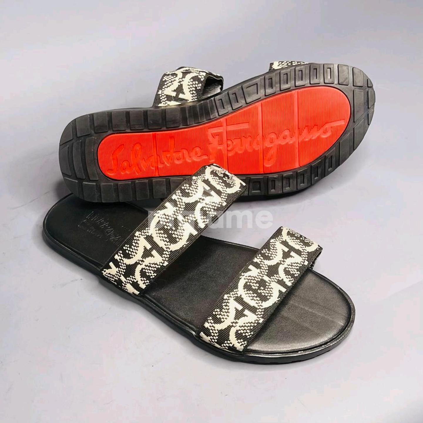 Gucci slides for me 2025