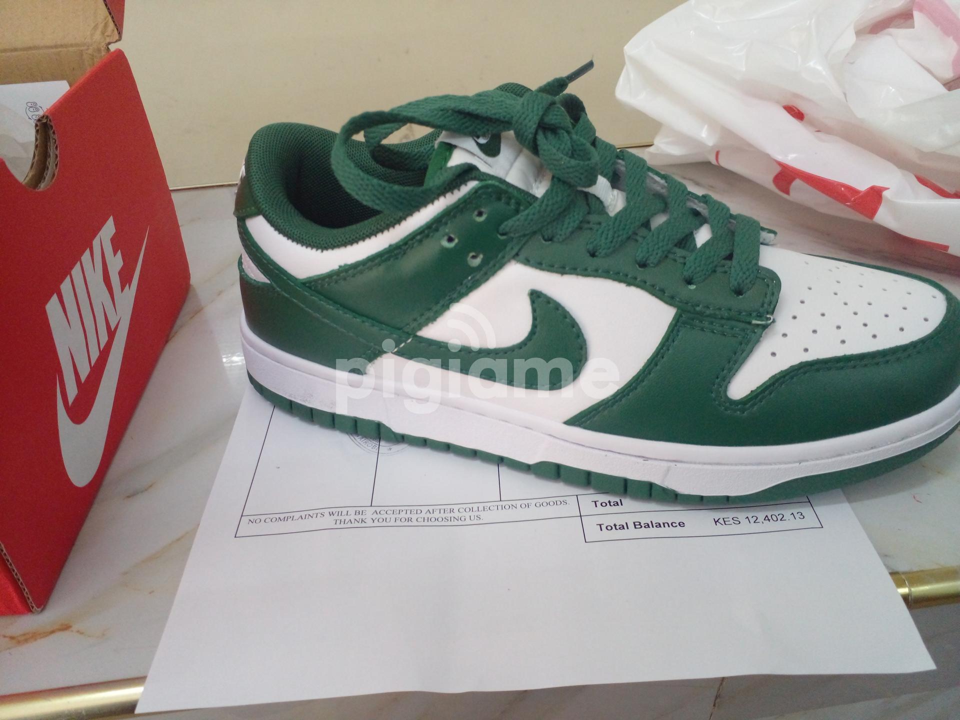 Nike size 35 store