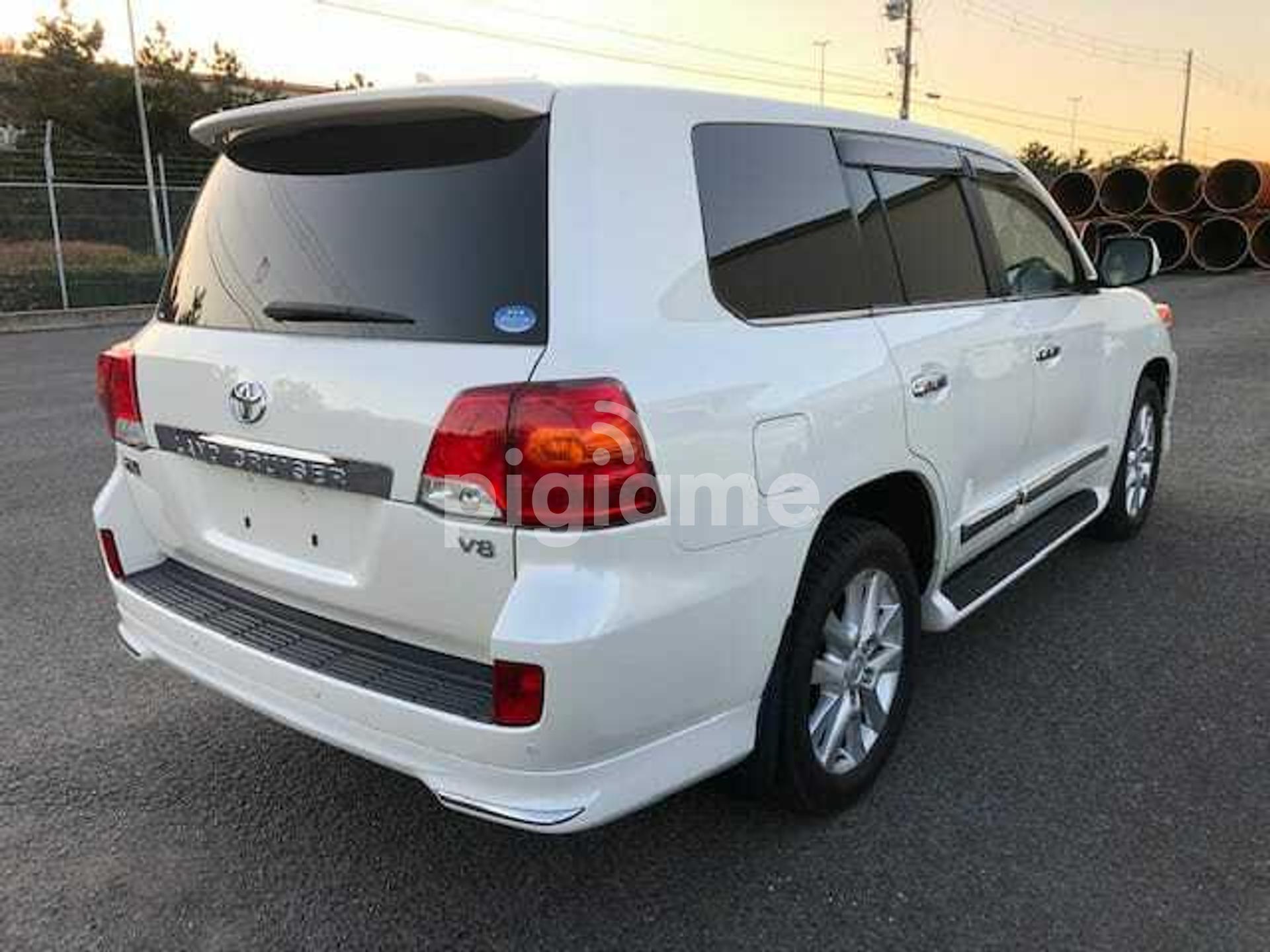 Toyota Land Cruiser 202 ZX 4.6 in Nairobi | PigiaMe