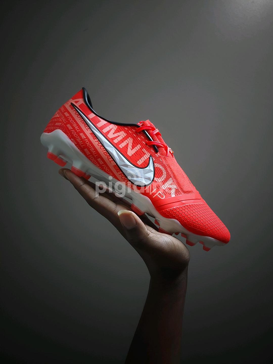 Mango Nike Phantom Venom Elite Fg Football Cleats in Nairobi CBD