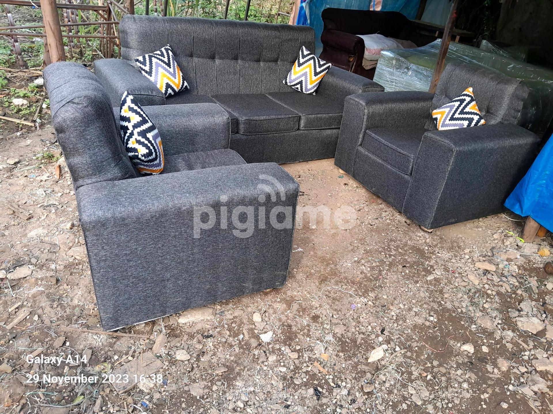 Grey 5Seater Sofa Set On Sale At Jm Furnitures in Ngara PigiaMe