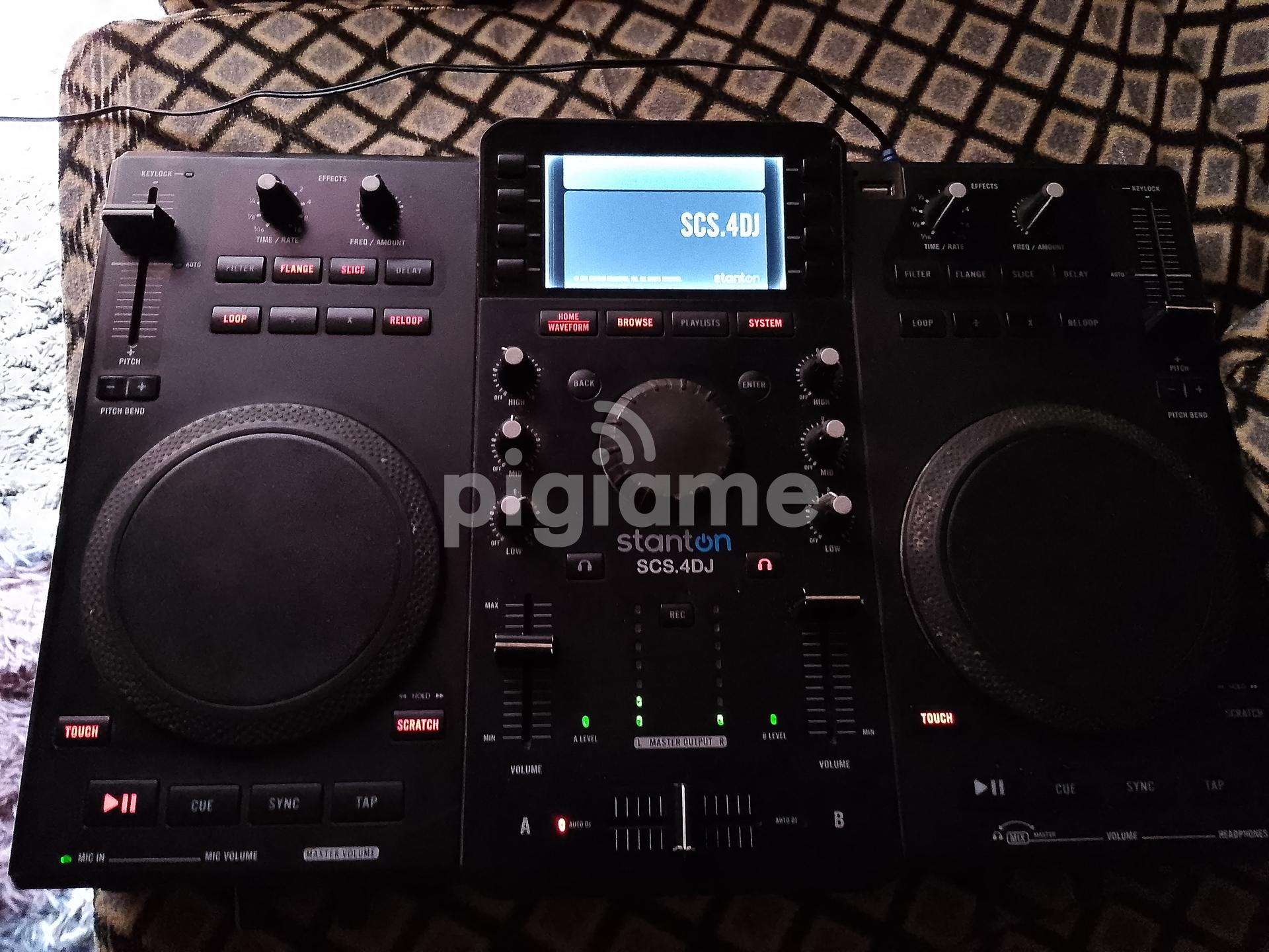 Stanton Scs 4Dj Dj Controller Black Touch Jog Wheels in Kiambu