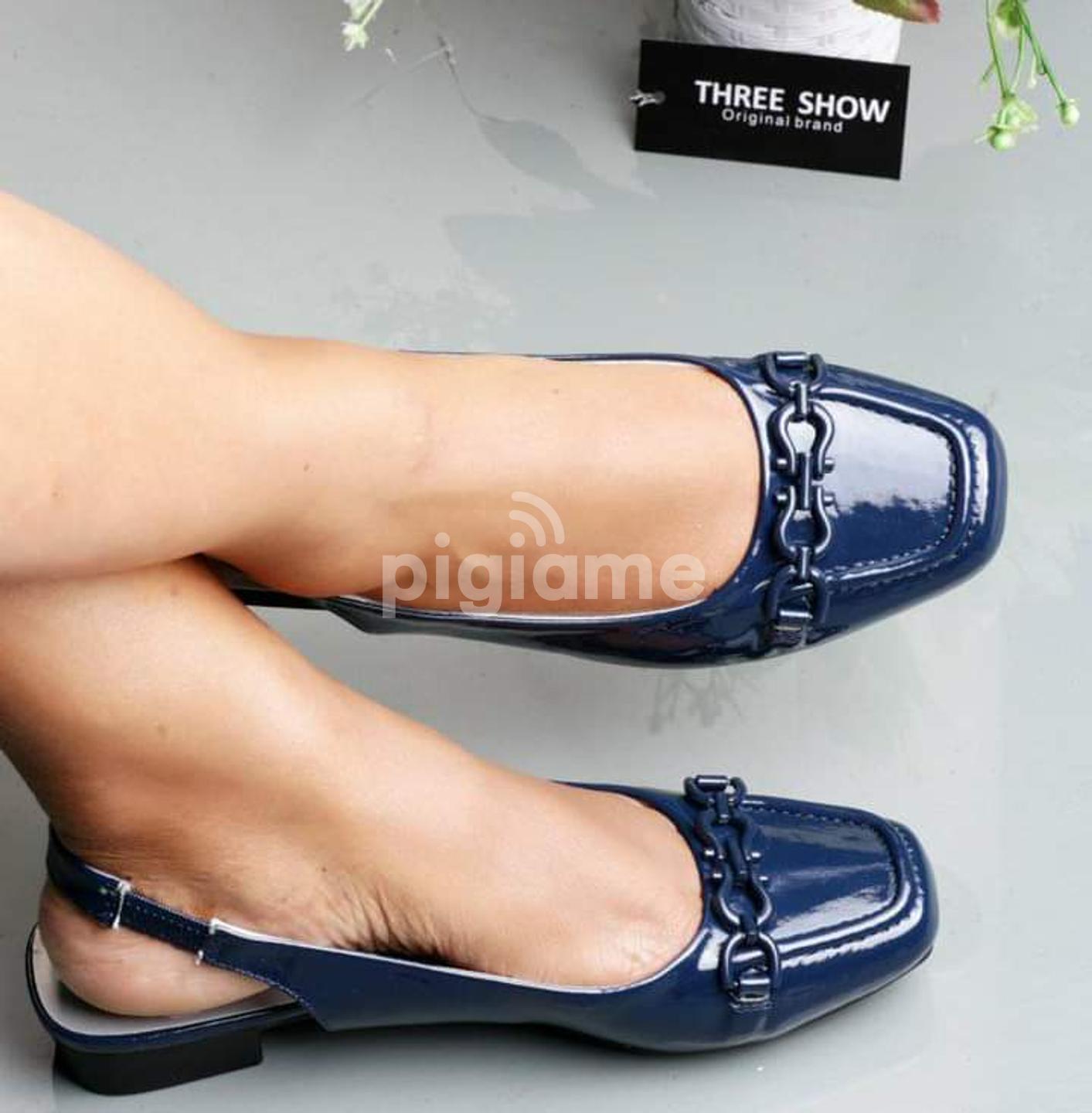 Wish sales brand shoes
