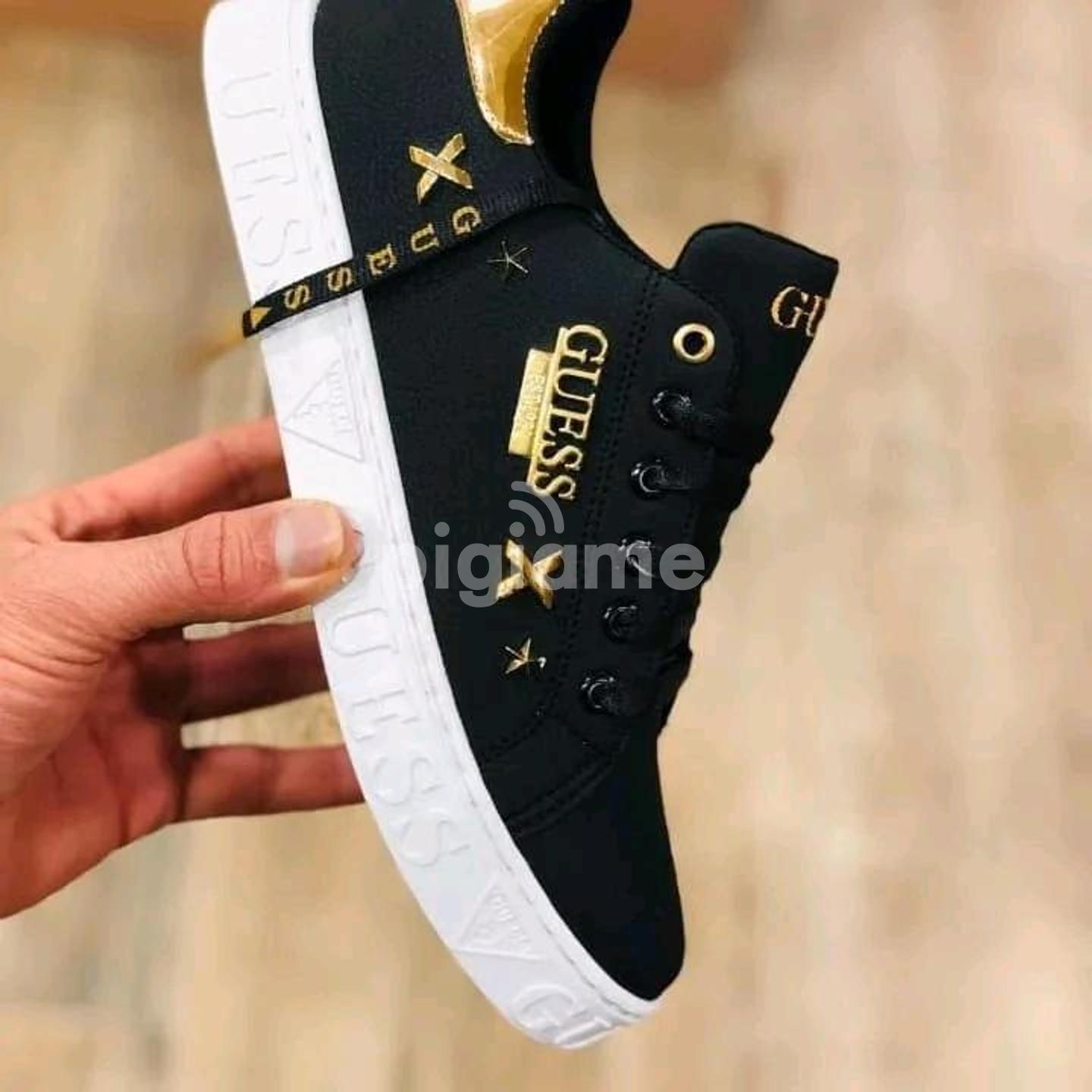Guess shop star sneakers