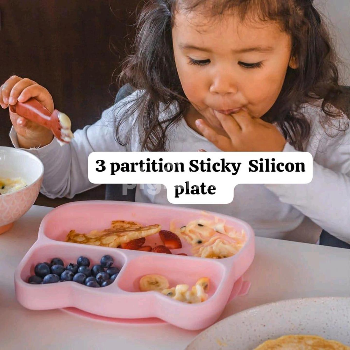 Silicone Stickie Plate No Spill Snack Bowl With Partitions in Nairobi