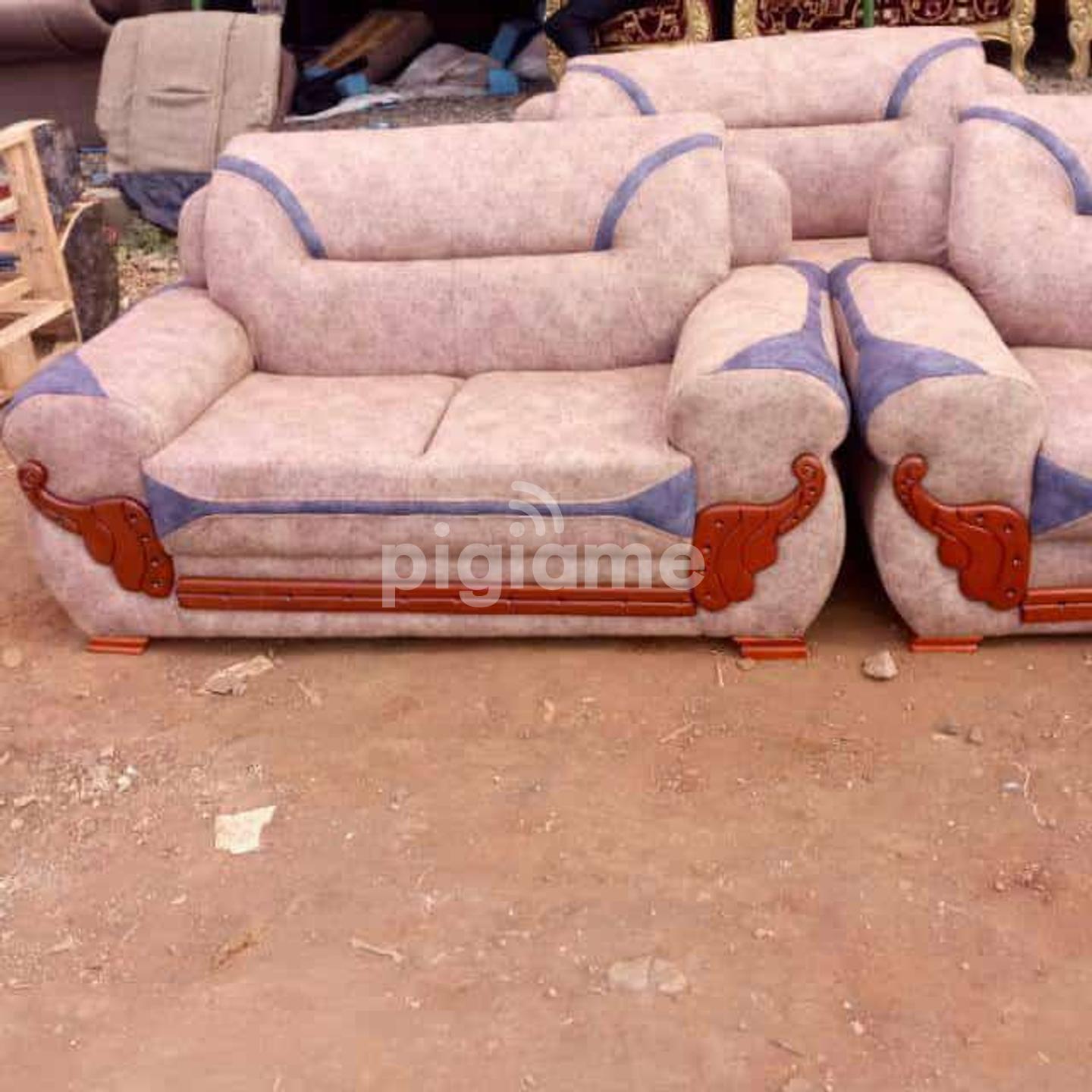 5Seater Kangaroo Sofa in Nairobi PigiaMe