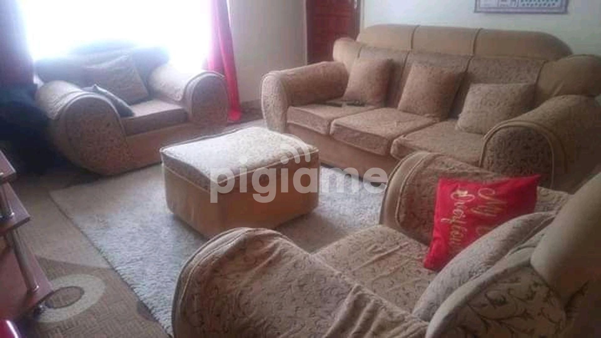 Sofa set deals refurbishing