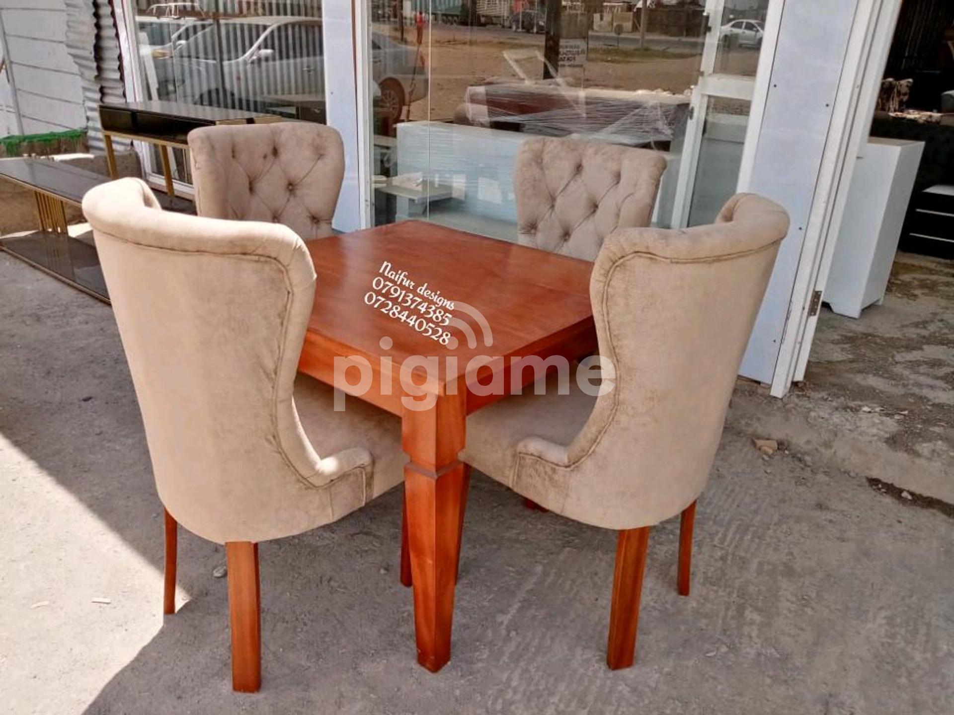 Four Seater Dining Table Set For Sale In Nairobi Kenya/Modern Dining