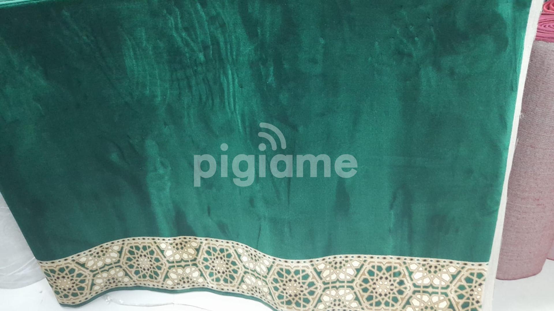 Vip Mosque Wall To Wall Carpet in Nairobi CBD, Tomboya Street PigiaMe