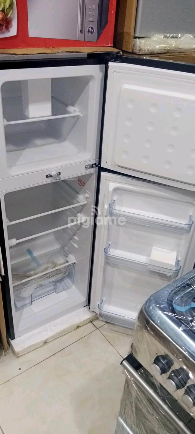 Von Hotpoint Vart19Dhs Double Door Fridge 138L Silver in Nairobi CBD