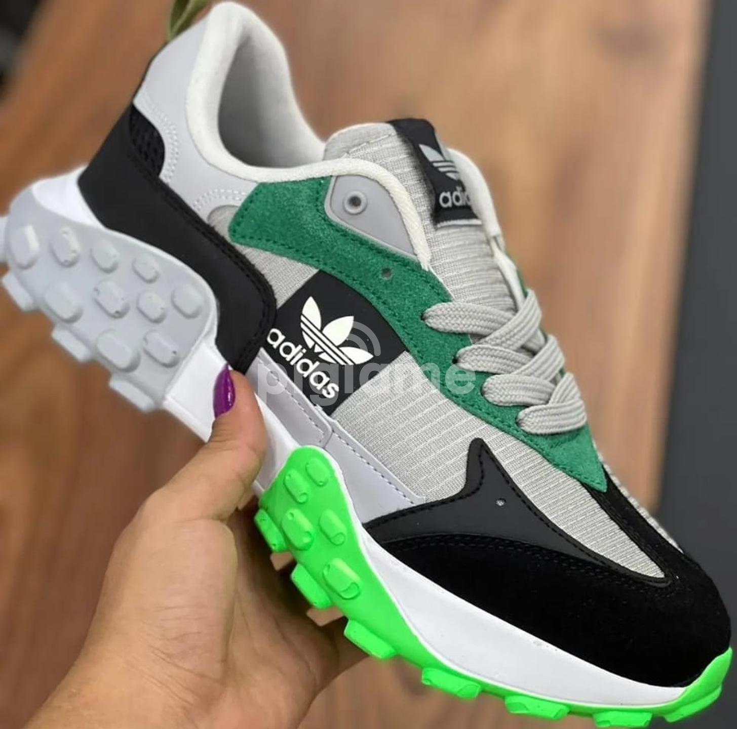 Adidas trainers green deals and black