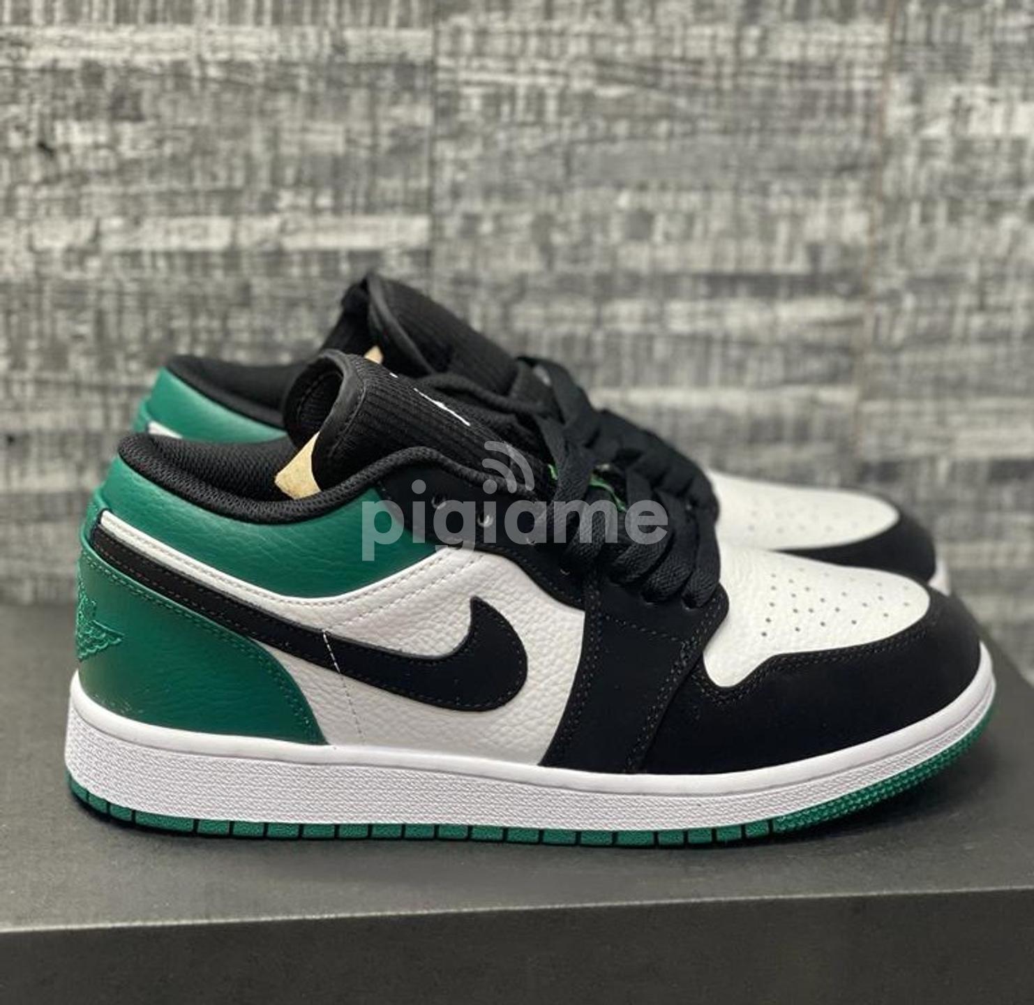 Aj1 mystic green discount