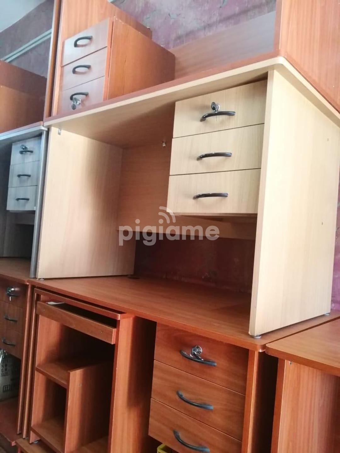 Office Study Tables And Desk in Nairobi CBD, Ronald Ngala | PigiaMe