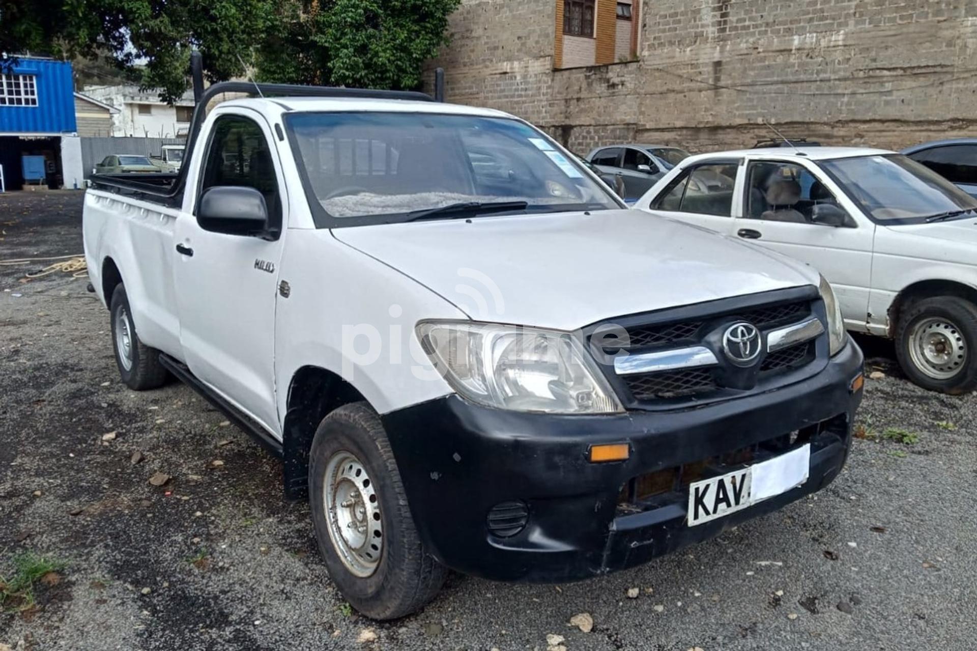 Toyota Hilux 2.5 in Nairobi | PigiaMe