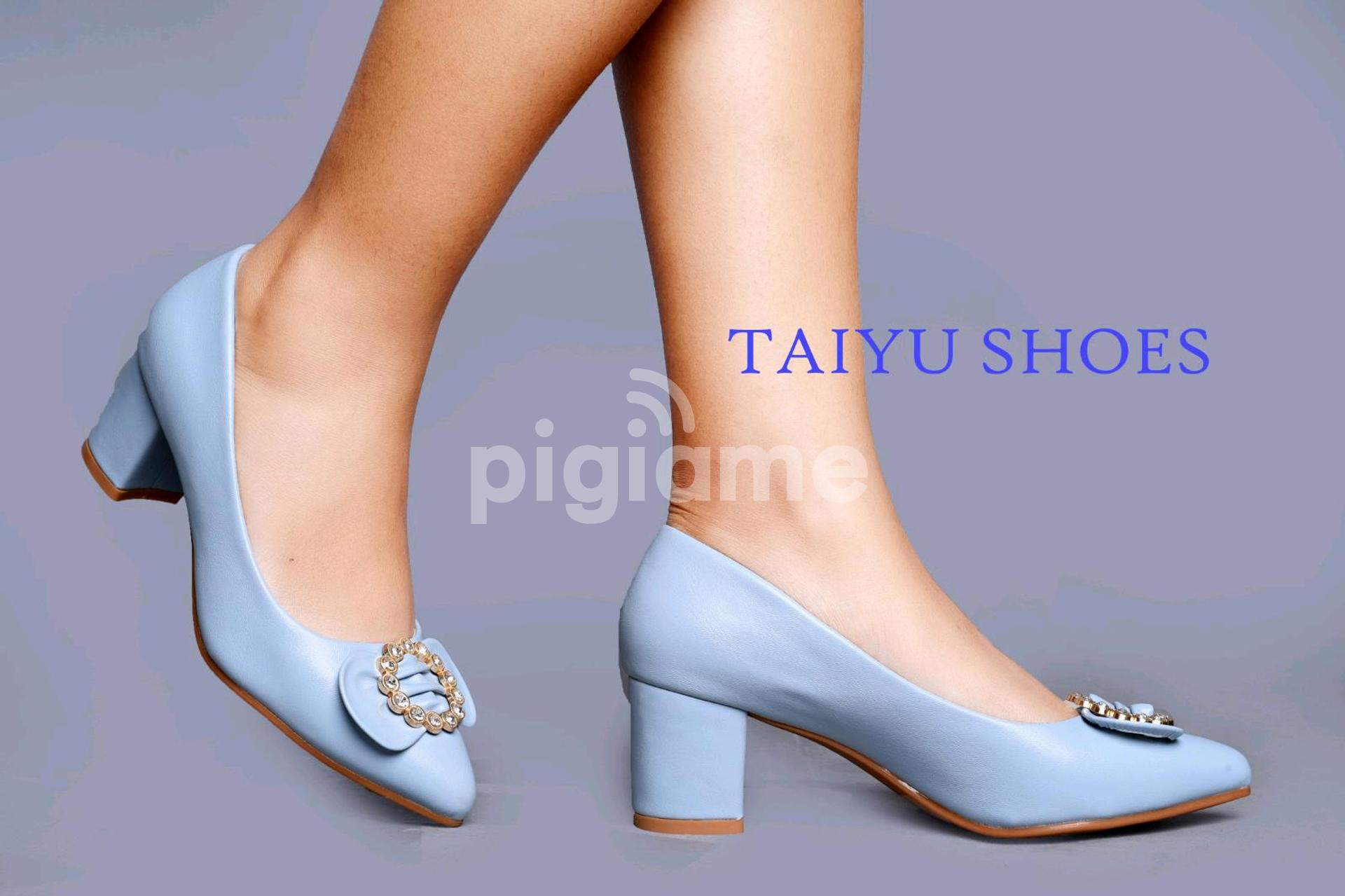 Trendy heels 218 outlet