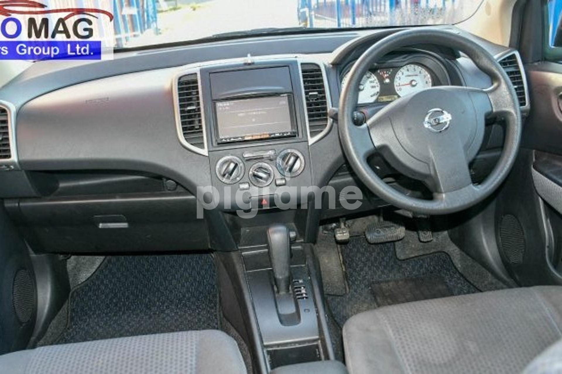 Nissan Wingroad in Unknown | PigiaMe