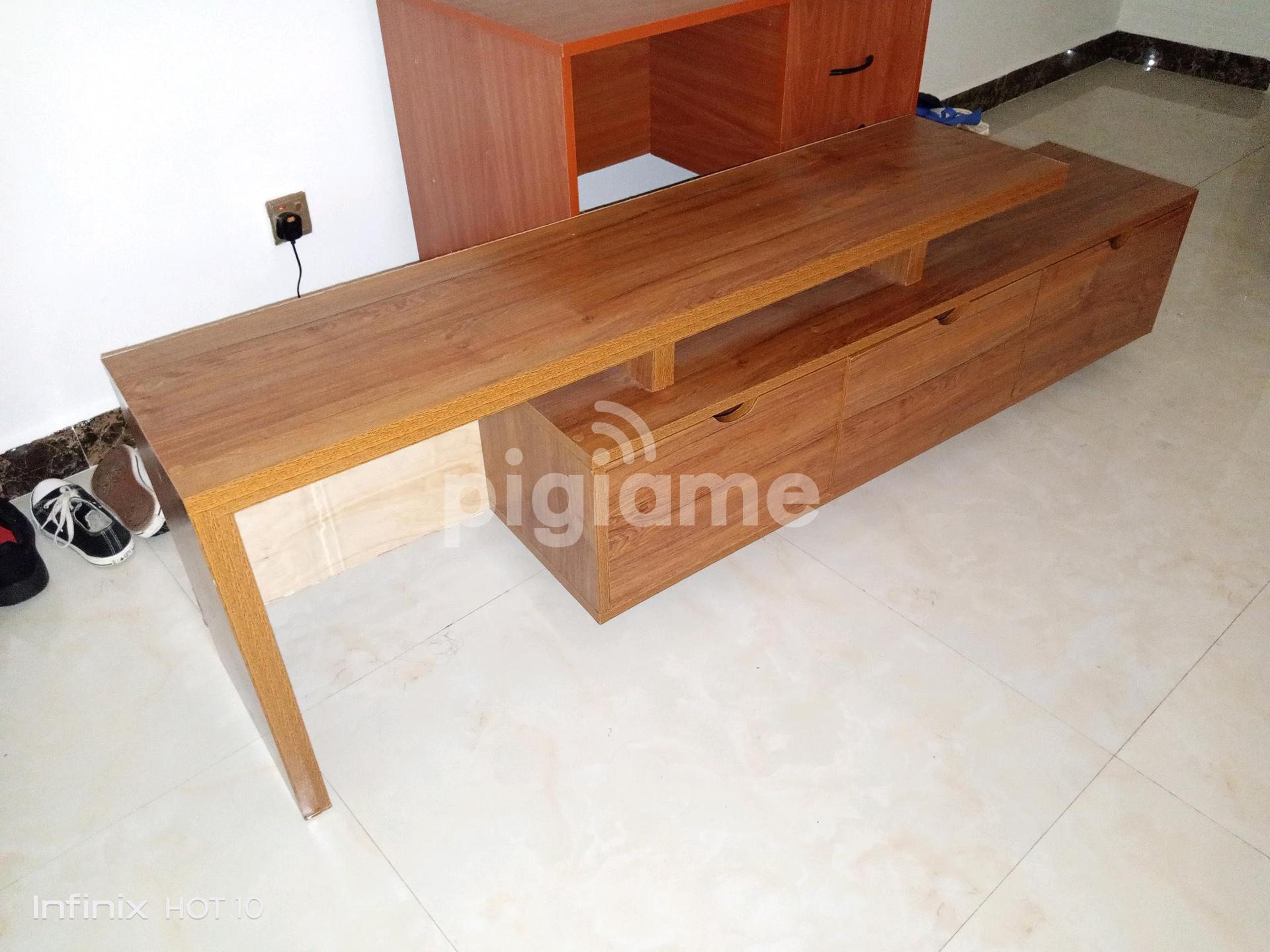 Tv Stand in Ngara PigiaMe