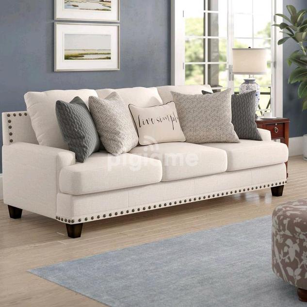 Modern Three Seater Sofa Set Designs/Sofas For Sale In Nairobi Kenya in Utawala | PigiaMe