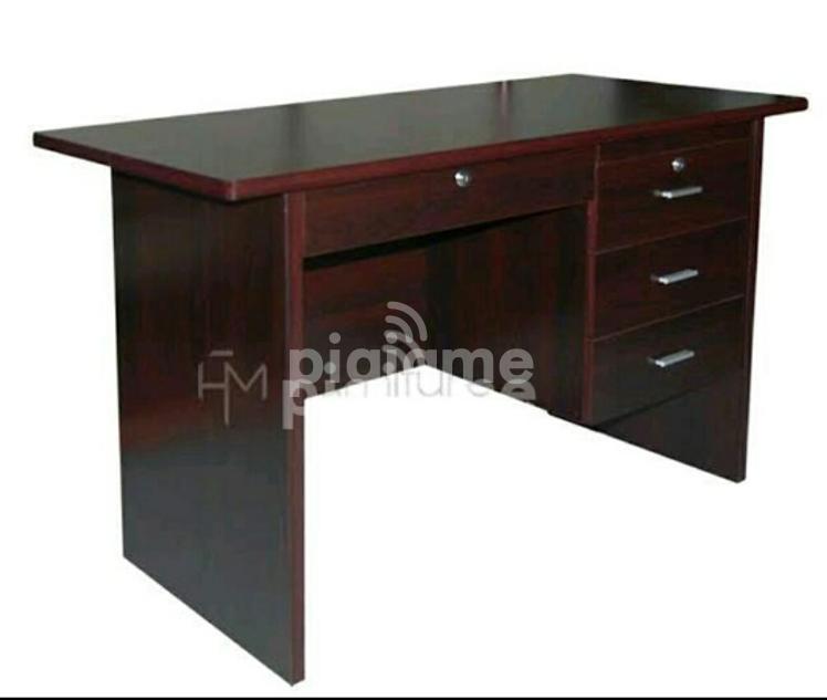 Executive office tables in Nairobi PigiaMe