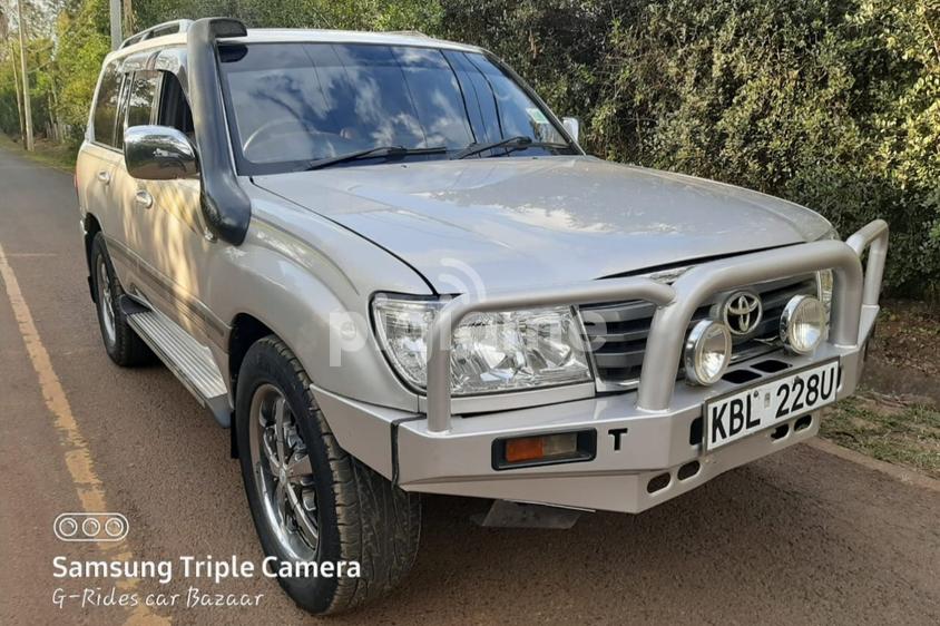 Toyota Land Cruiser 100 4.2 Td Executive in Nairobi PigiaMe