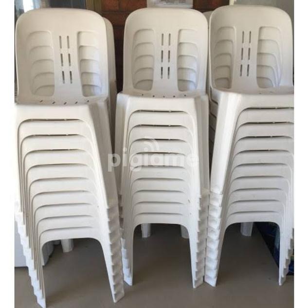 Tents and Plastic Chair for hire PigiaMe