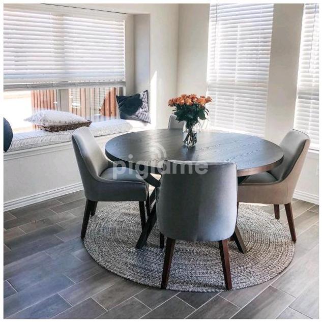 Four Seater Dining Table Set For Sale In Nairobi Kenya/Dining Table