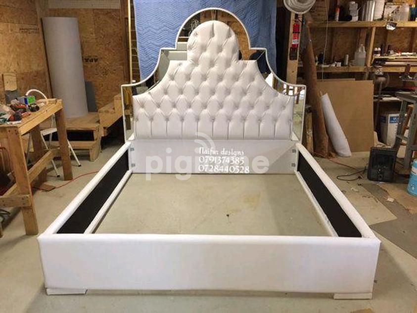 Tufted kingsize beds for sale in Nairobi Kenya/white beds/king size