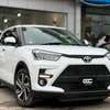Toyota Reize 2018 thumb 5