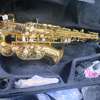 Saxophone Alto Doré Brillant avec Étui et Accessoires thumb 3