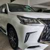 Lexus lX 570 thumb 1