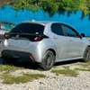 Toyota yaris thumb 8