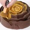 Cake decorating flower thumb 3