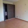 3 bedroom All ensuite + Dsq apartment to let. thumb 3
