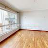 3 Bed Apartment with En Suite at Riverside thumb 5