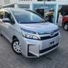 Toyota Voxy silver 2018 New Shape thumb 0