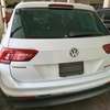Volkswagen Tiguan sunroof Newshape thumb 4