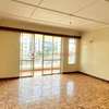 3 Bed Apartment with En Suite in Kilimani thumb 4