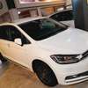 Volkswagen touran Tsi white 2016 thumb 5