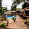 6 Bed House with En Suite in Nyari thumb 4