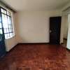 4 Bed House with En Suite in Kitisuru thumb 5