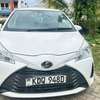 Toyota vitz 1000cc thumb 5