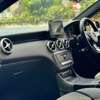Mercedes Benz A180 2017 thumb 7