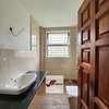 6 Bed House with En Suite in Runda thumb 2