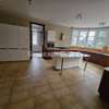 5 Bed House with En Suite in Rosslyn thumb 1