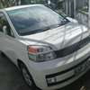 Toyota Voxy thumb 3