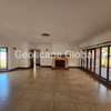 5 Bed House with En Suite in Gigiri thumb 7