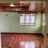 5 Bed Townhouse with En Suite in Nyari thumb 10