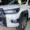 Toyota Hilux double cabin white 2018 thumb 1