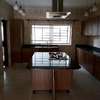 Westlands: Spectacular four bedrooms Apt for rent. thumb 4